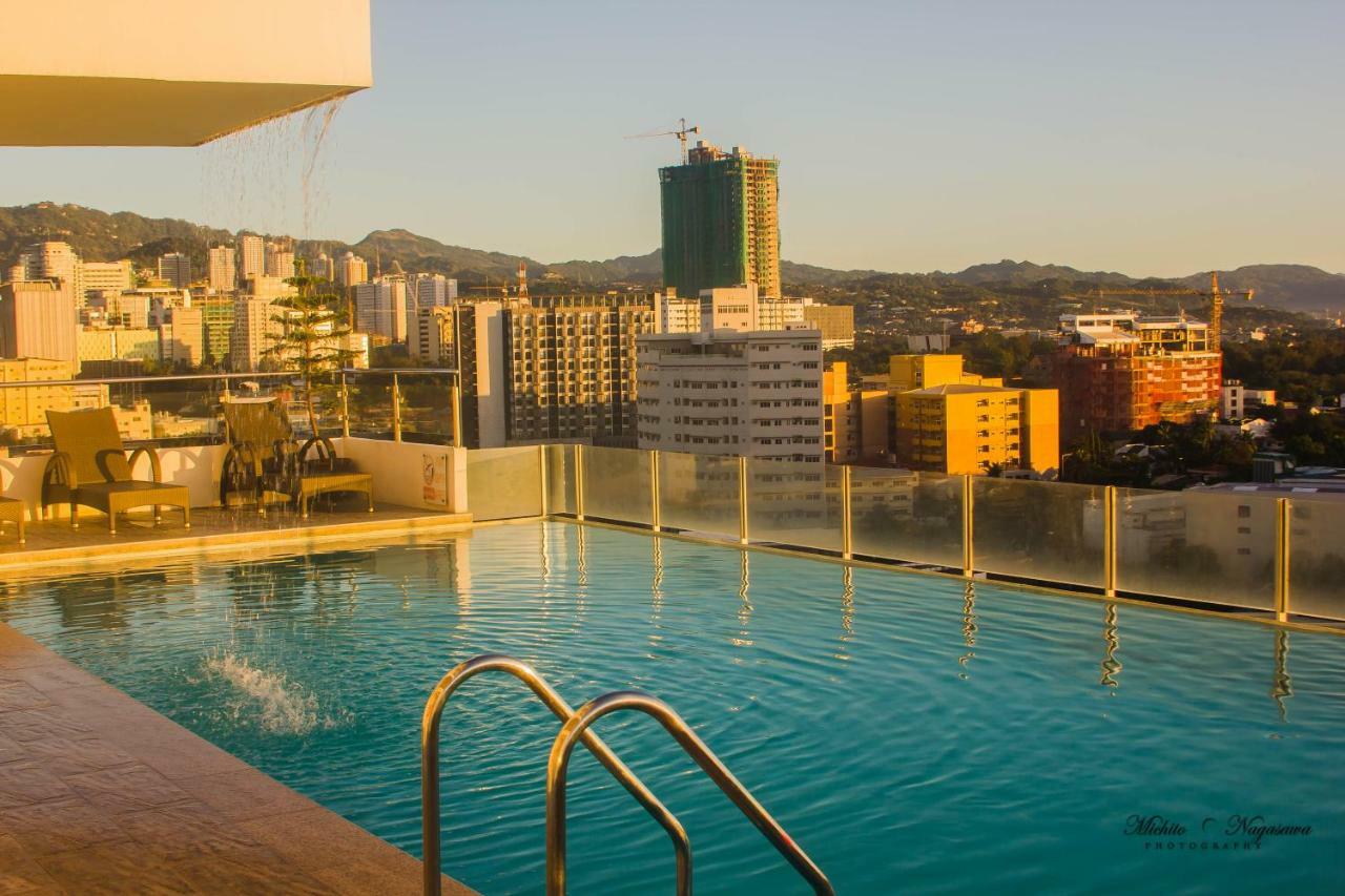 Mabolo Garden Flat A1 Rooftop Pool Near Ayala Mall Daire Cebu Dış mekan fotoğraf